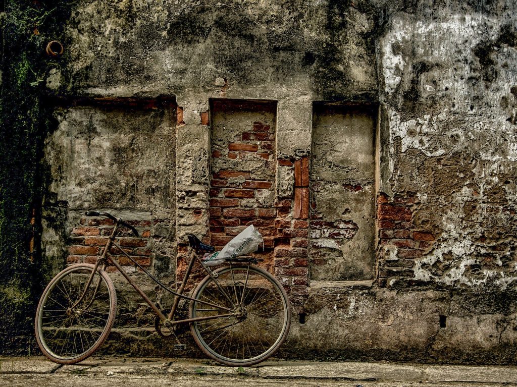 bike,wall,phu xuyen,hanoi,vietnam,old,decay,vintage,lost place,bicycle,brown wall,brown vintage,brown bike,brown old,